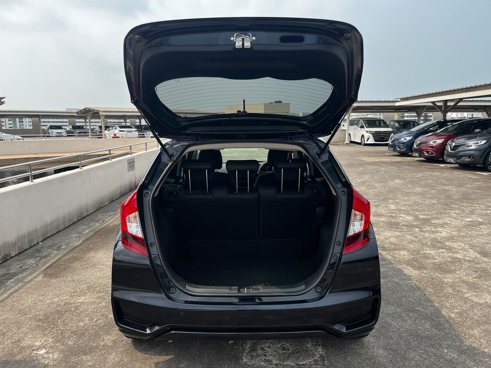 Honda Fit 1.3 G F Package photo 9